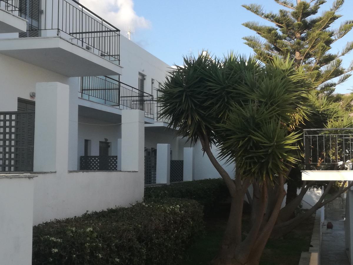 Ostria Hotel & Apartments Gavrio Exterior foto